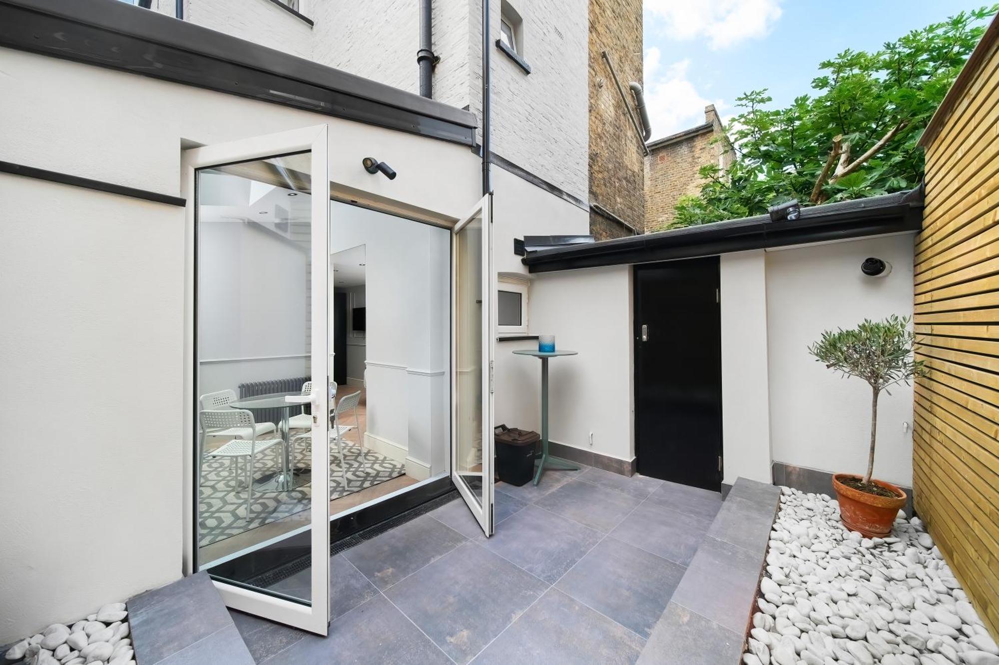 Nine Elms Modern Studio Apartments Londra Esterno foto