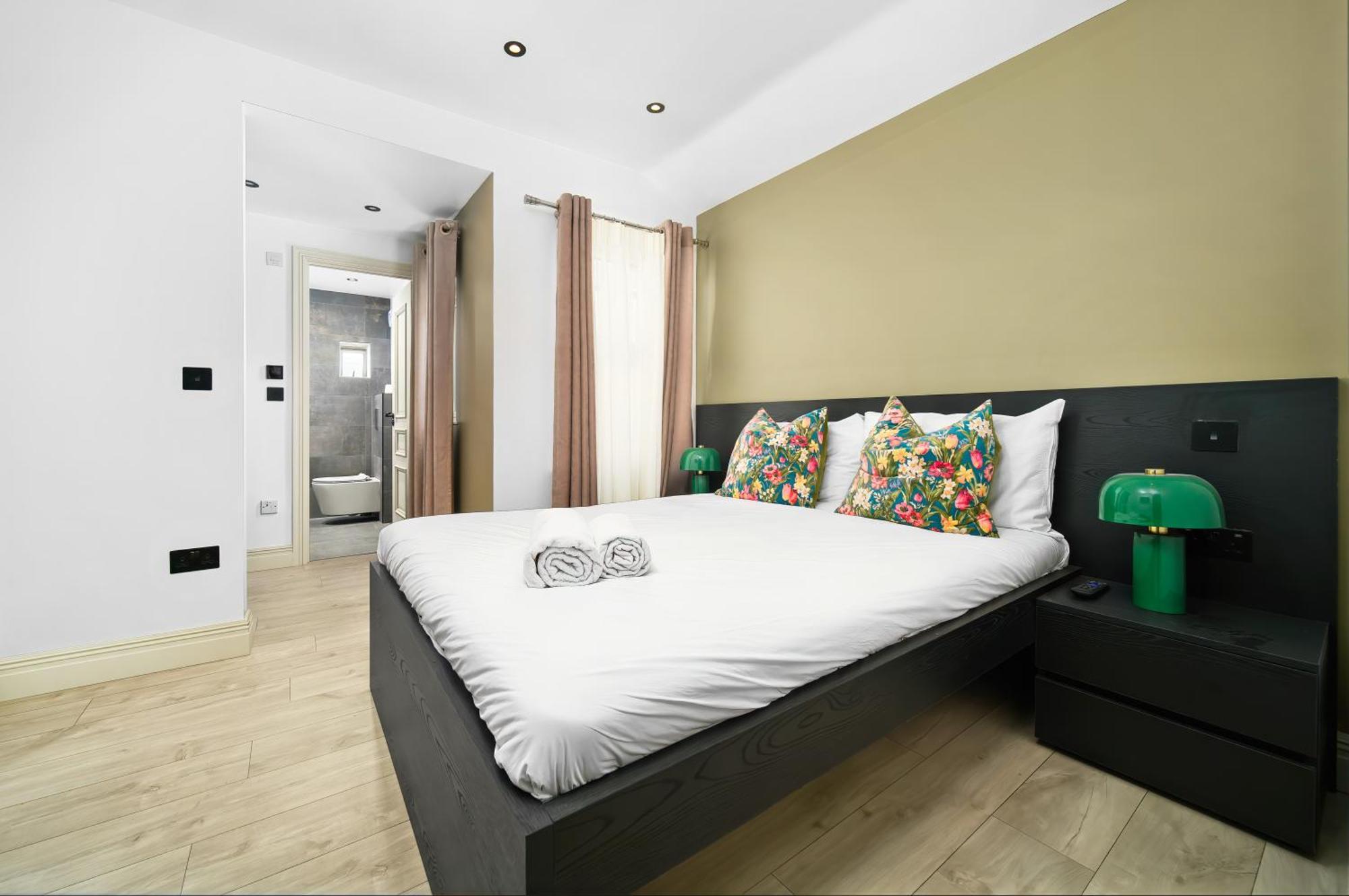 Nine Elms Modern Studio Apartments Londra Esterno foto