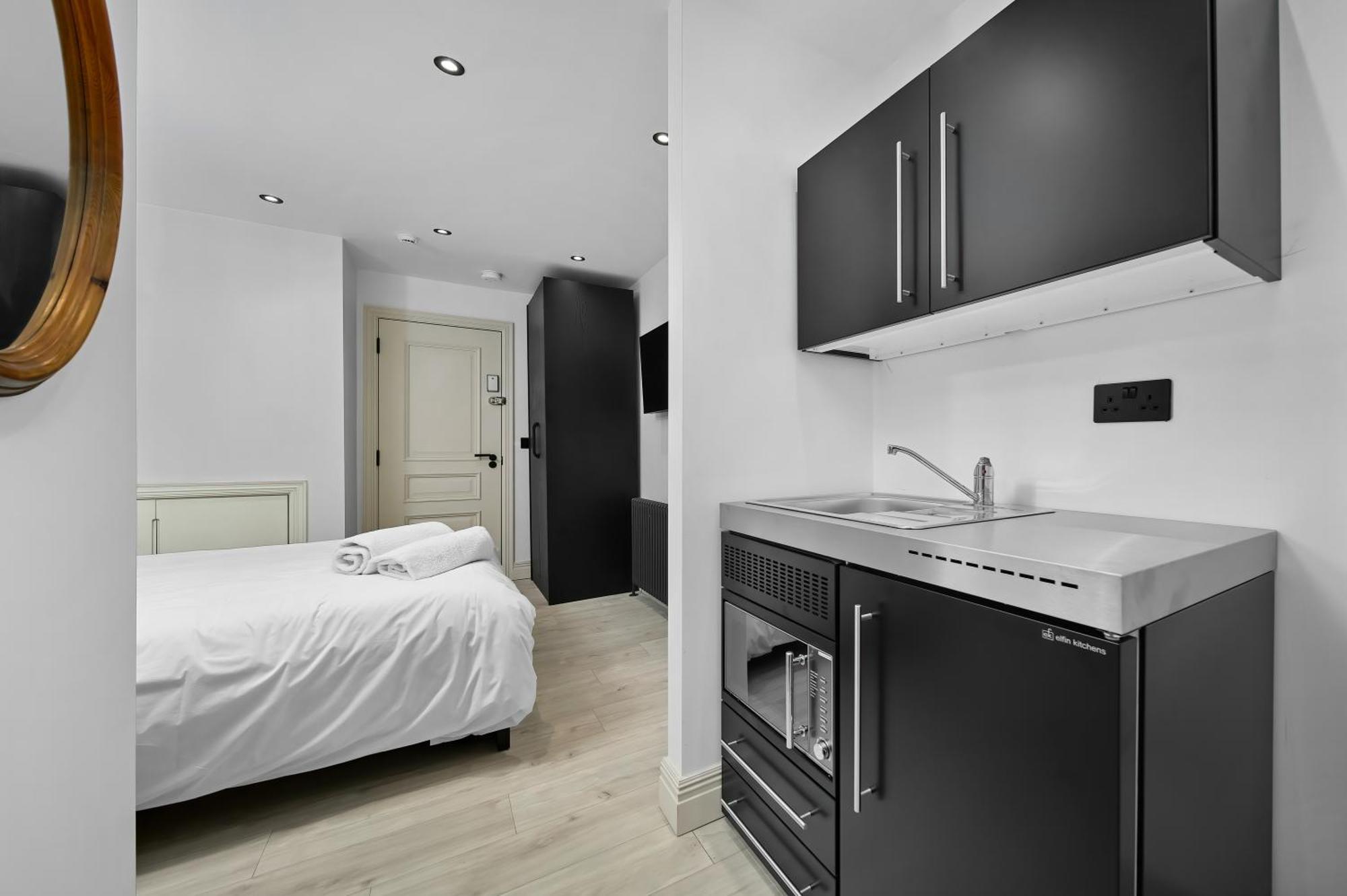 Nine Elms Modern Studio Apartments Londra Esterno foto